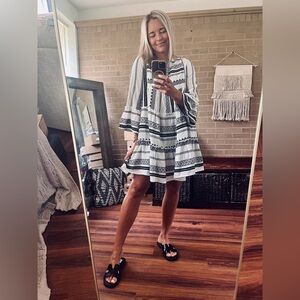 Elan Black and White Boho Long Sleeve Dress